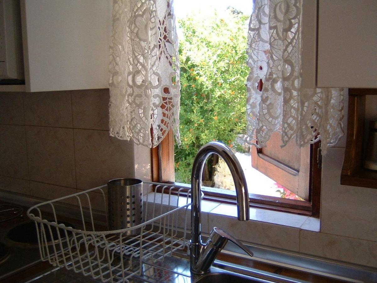 Yiayia'S Home Chalki Town Bagian luar foto